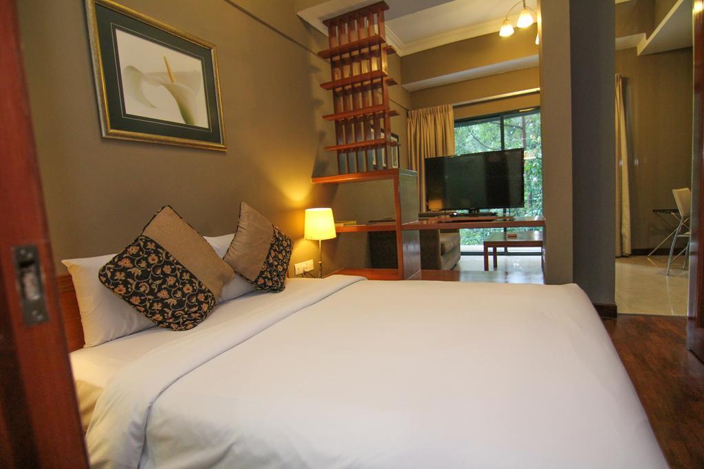 Peninsula Residence All Suite Hotel Куала-Лумпур Экстерьер фото