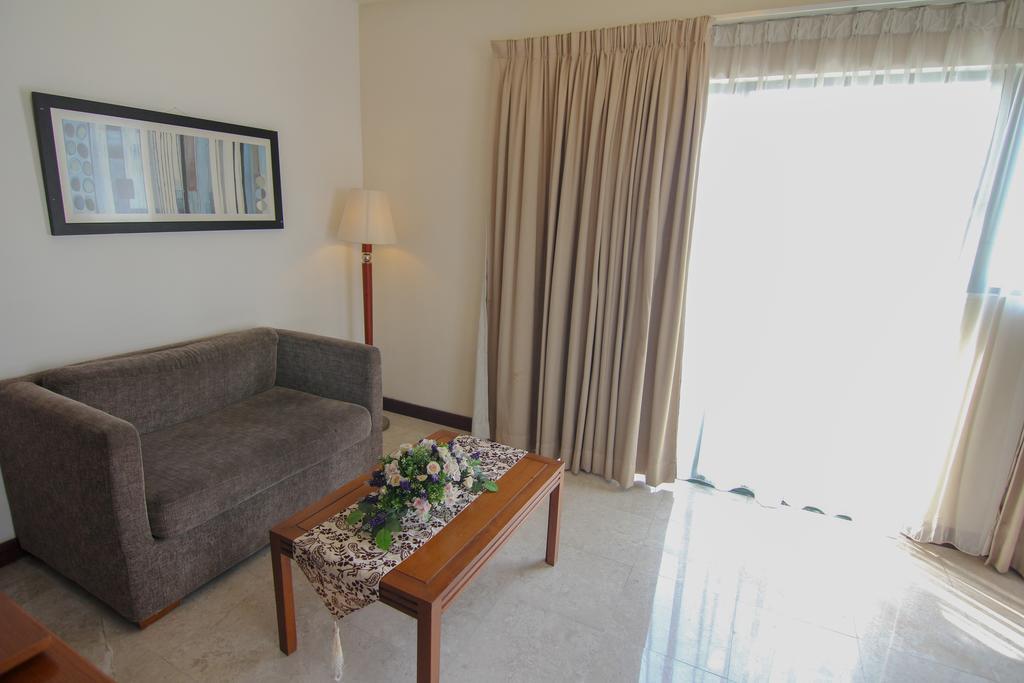 Peninsula Residence All Suite Hotel Куала-Лумпур Экстерьер фото